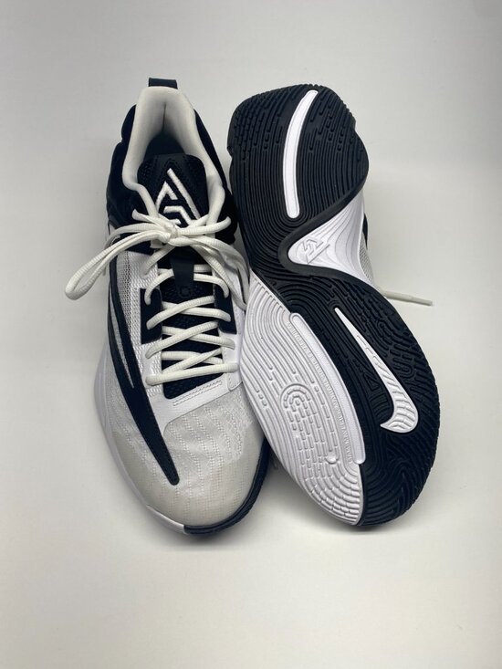 Nike GIANNIS IMMORTALITY 3 Men Basketball Shoes White Black DZ7533-100 Sz 13